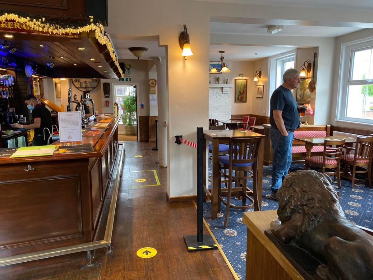 Lion&Fiddle Hotel Trowbridge Eksteriør billede